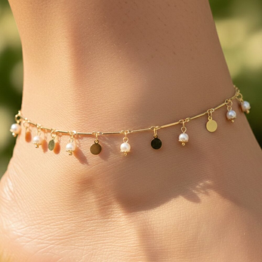 "Handmade Anklet – Elegant & Delicate Jewelry for Women | UNVRC1112 - Picture 2 of 3